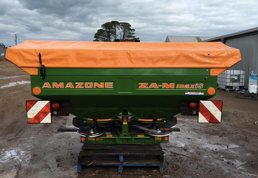 2500 Litre Amazone ZAM maxIS Urea Spreader Machinery